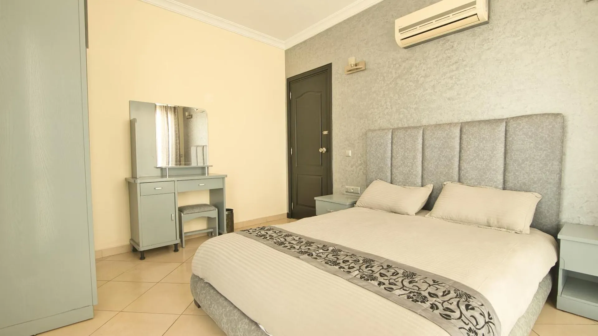Appart Hotel Founty Beach Agadir 4*,